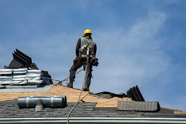 Professional Flat Roof Repair technician working in Cade, LA